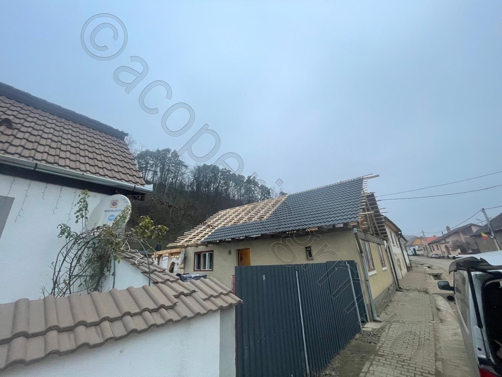 inlocuire acoperis tigla ceramica sibiu